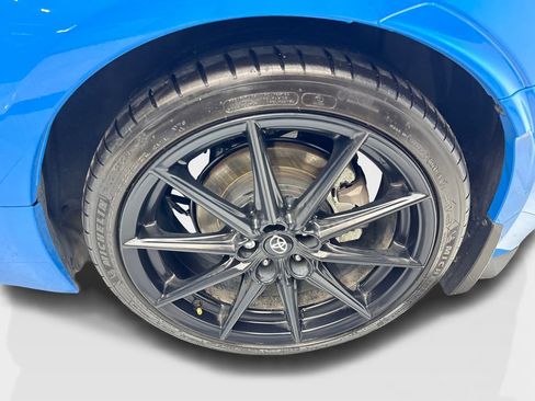 Used 2023 Toyota GR86 Premium RWD image 78