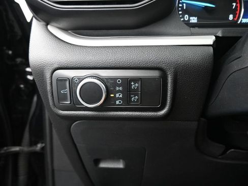 Used 2024 Ford Explorer XLT RWD image 13