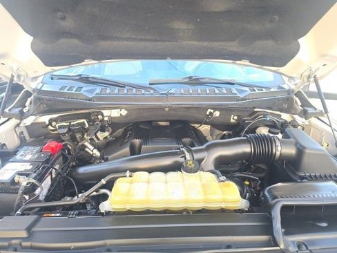 Used 2019 Ford F150 Limited w/ Trailer Tow Package image 17