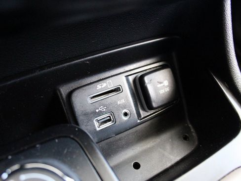 Used 2014 Jeep Cherokee Latitude image 35