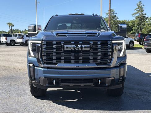 Used 2024 GMC Sierra 2500 Denali Ultimate AWD/4WD image 6
