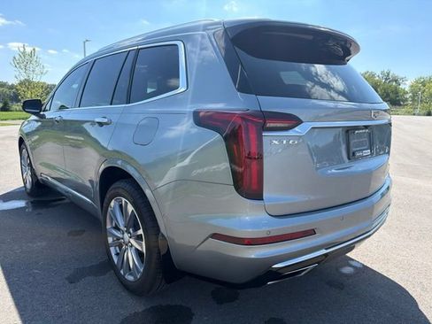 Used 2023 Cadillac XT6 Premium Luxury w/ Technology Package FWD image 12