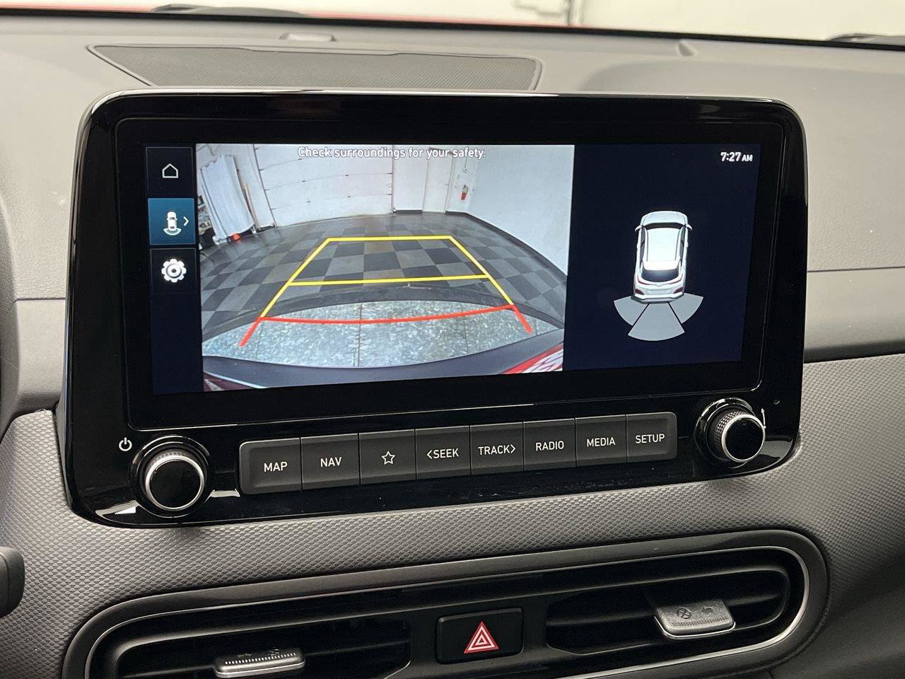 Used 2023 Hyundai Kona Limited AWD/4WD image 6