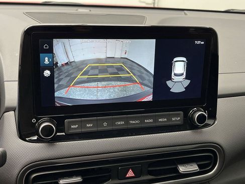 Used 2023 Hyundai Kona Limited AWD/4WD image 6