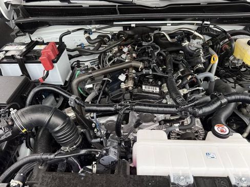 Used 2025 Toyota 4Runner TRD Off-Road Premium w/ Tow Technology Package AWD/4WD image 37