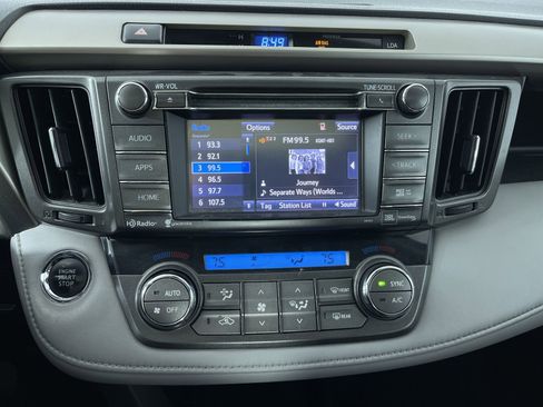 Used 2014 Toyota RAV4 Limited w/ Technology Package image 17