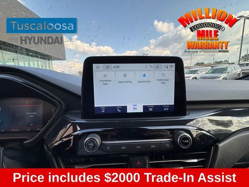 Used 2025 Ford Escape ST-Line image 15