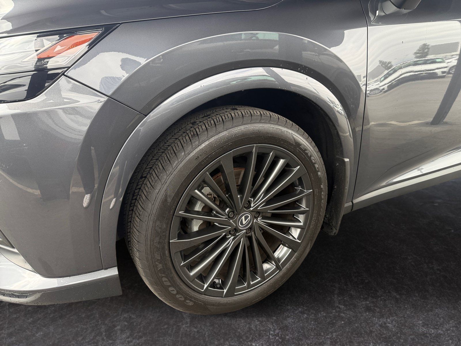 Used 2024 Lexus RX 350 Premium w/ Convenience Package FWD image 14