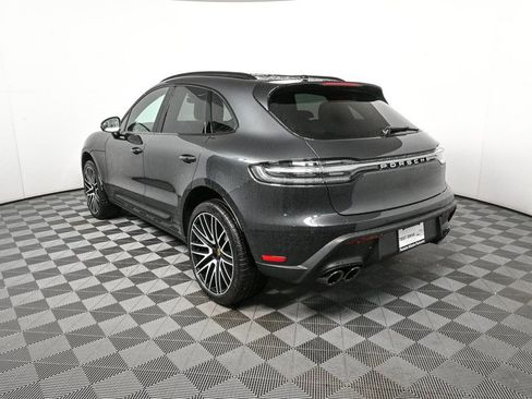 Certified 2026 Porsche Macan AWD/4WD image 3