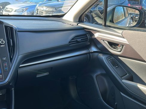 Certified 2025 Subaru Impreza 2.0i image 24