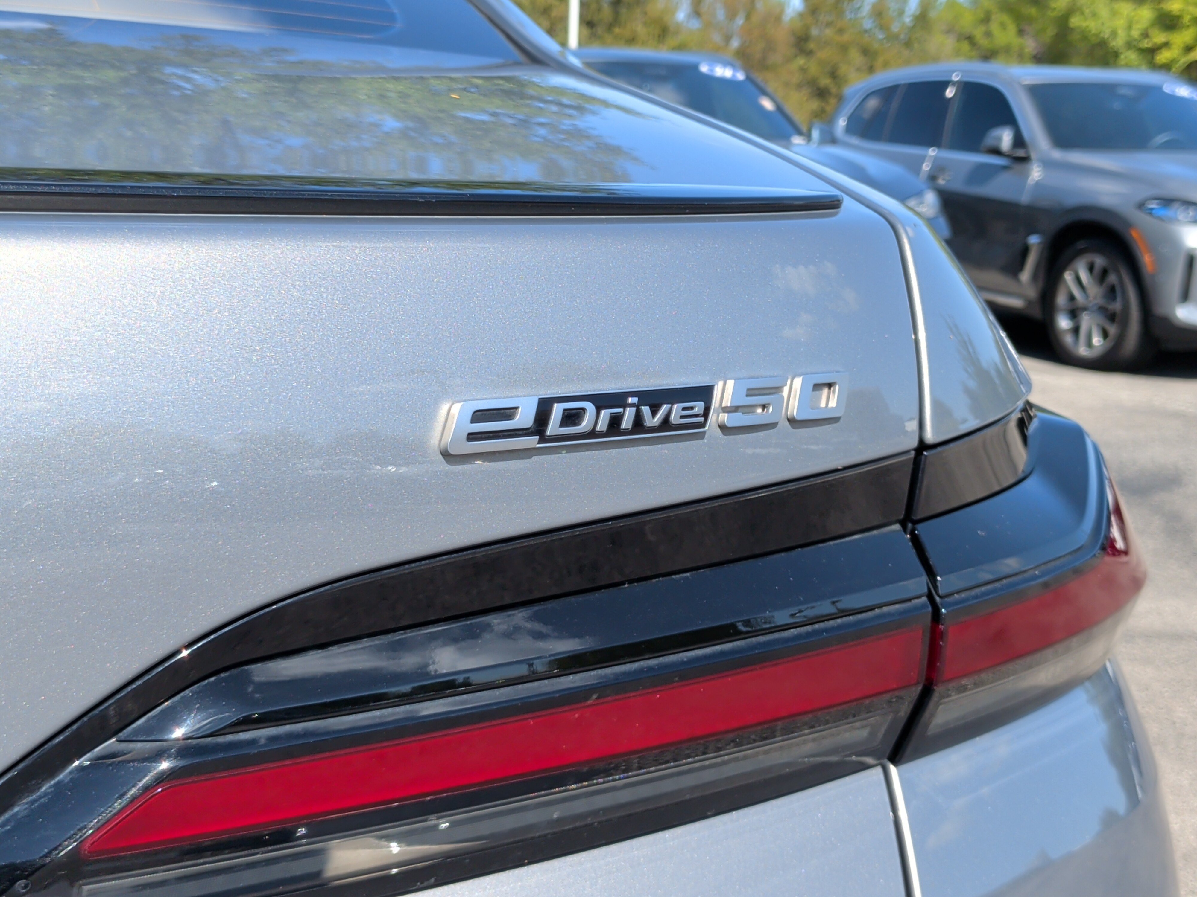 Used 2024 BMW i7 eDrive50 w/ M Sport Package RWD image 11