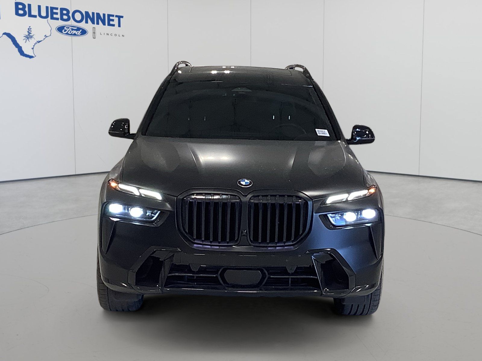 Used 2023 BMW X7 xDrive40i w/ Executive Package AWD/4WD image 2