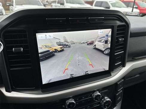 Used 2022 Ford F150 XLT w/ Equipment Group 302A High image 17