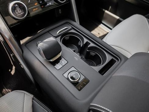 New 2026 Land Rover Discovery Dynamic SE AWD/4WD image 30