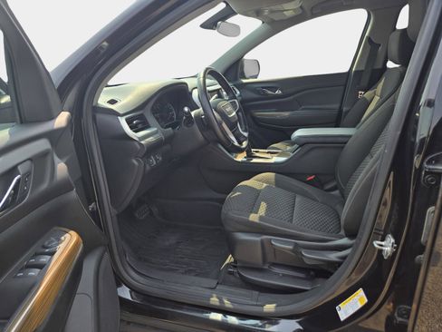 Used 2019 GMC Acadia SLE w/ LPO, Floor Liner Package image 14