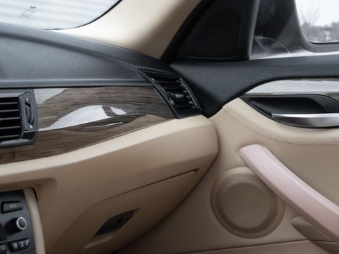 Used 2014 BMW X1 xDrive28i image 14