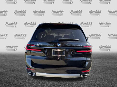 Used 2026 BMW X7 xDrive40i w/ Premium Package AWD/4WD image 8