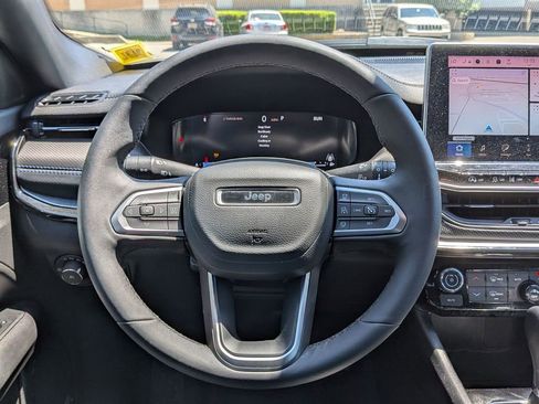 Used 2025 Jeep Compass Limited w/ High Altitude Package AWD/4WD image 14
