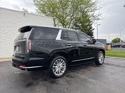Used 2023 Cadillac Escalade Premium Luxury AWD/4WD image 5
