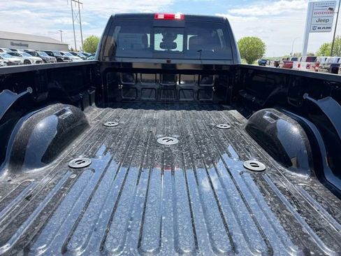 New 2026 RAM 3500 Laramie AWD/4WD image 9