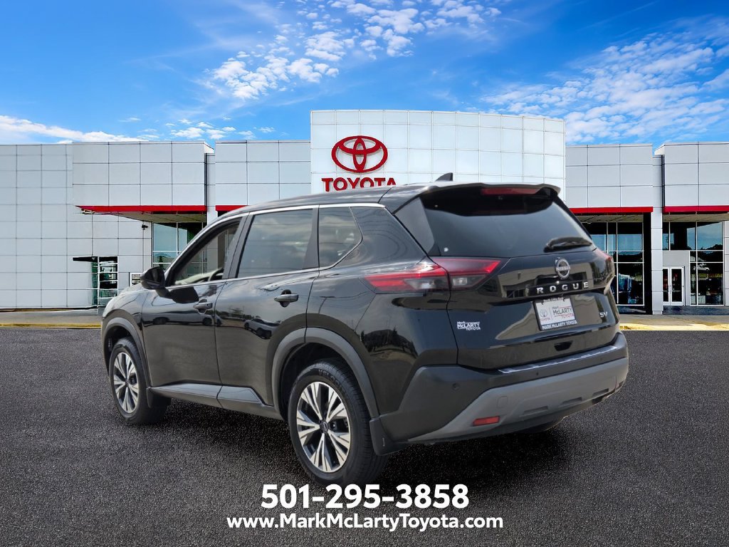 Used 2023 Nissan Rogue SV FWD image 3