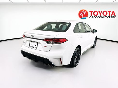 New 2026 Toyota Corolla SE FWD image 3