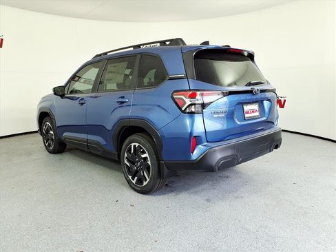 New 2026 Subaru Forester Premium AWD/4WD image 4