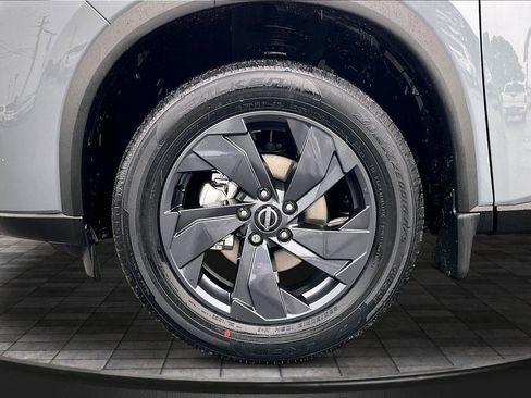 New 2026 Nissan Rogue SV FWD image 12