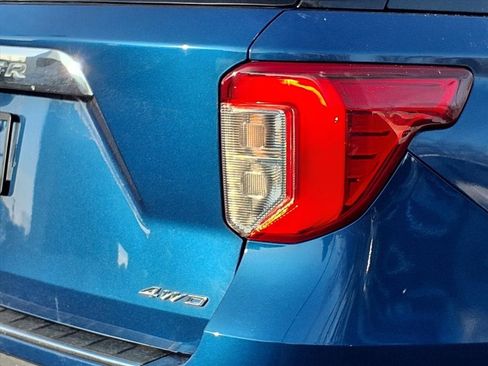 Used 2021 Ford Explorer Limited w/ Equipment Group 301A image 28