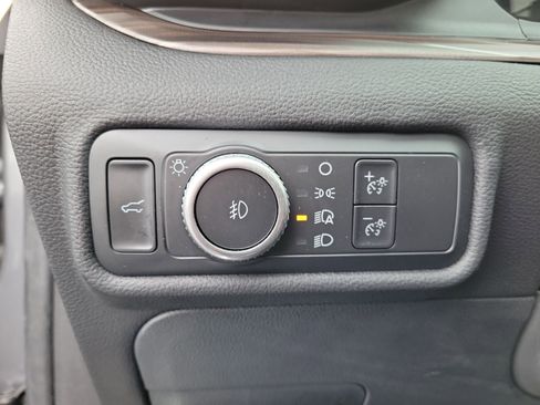 Used 2022 Ford Explorer Limited w/ Equipment Group 301A image 24