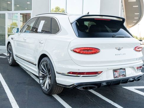 Used 2021 Bentley Bentayga Speed AWD/4WD image 20