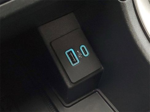 Certified 2022 Ford Edge SEL w/ Convenience Package image 23