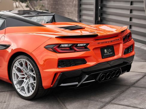 Used 2026 Chevrolet Corvette ZR1 w/ Battery Protection Package image 17