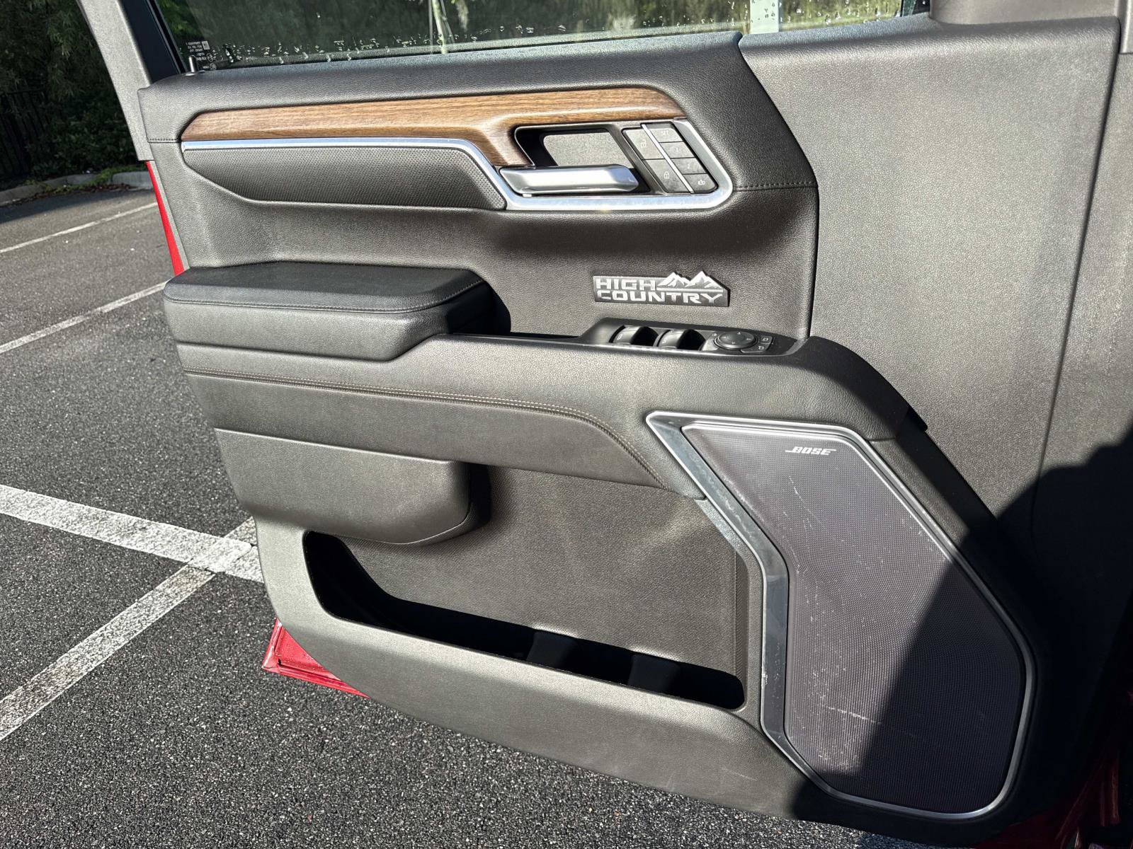 Used 2023 Chevrolet Silverado 1500 High Country w/ Z71 Off-Road Package AWD/4WD image 17