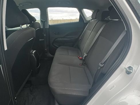 Used 2026 Hyundai Kona SE FWD image 32