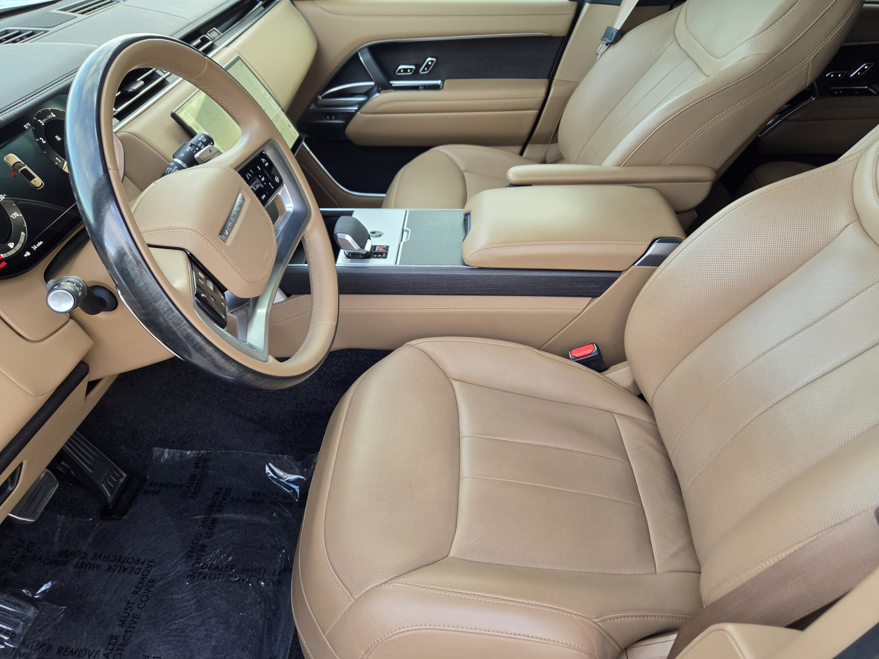 Certified 2025 Land Rover Range Rover Long Wheelbase SE AWD/4WD image 8