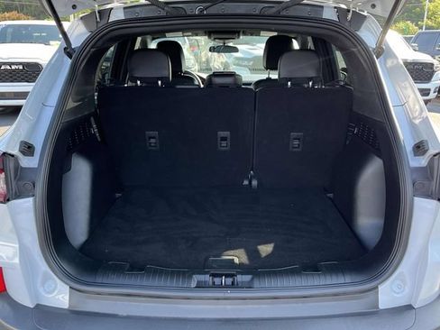 Used 2025 Ford Escape ST-Line FWD image 18