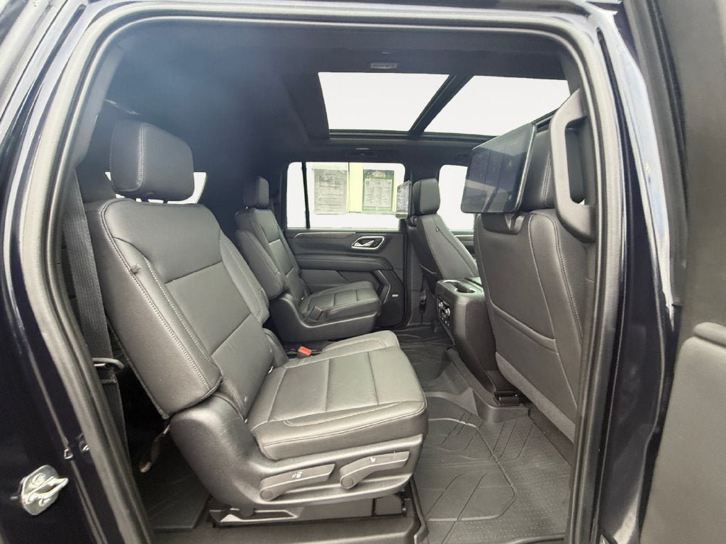 Used 2021 Chevrolet Suburban Z71 w/ Rear Media and Nav Package AWD/4WD image 24