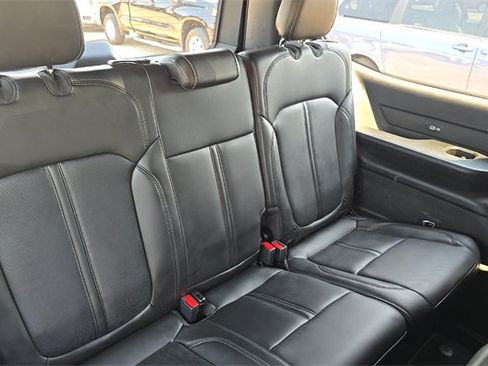 Used 2022 Jeep Wagoneer Series I w/ Convenience Group I AWD/4WD image 12