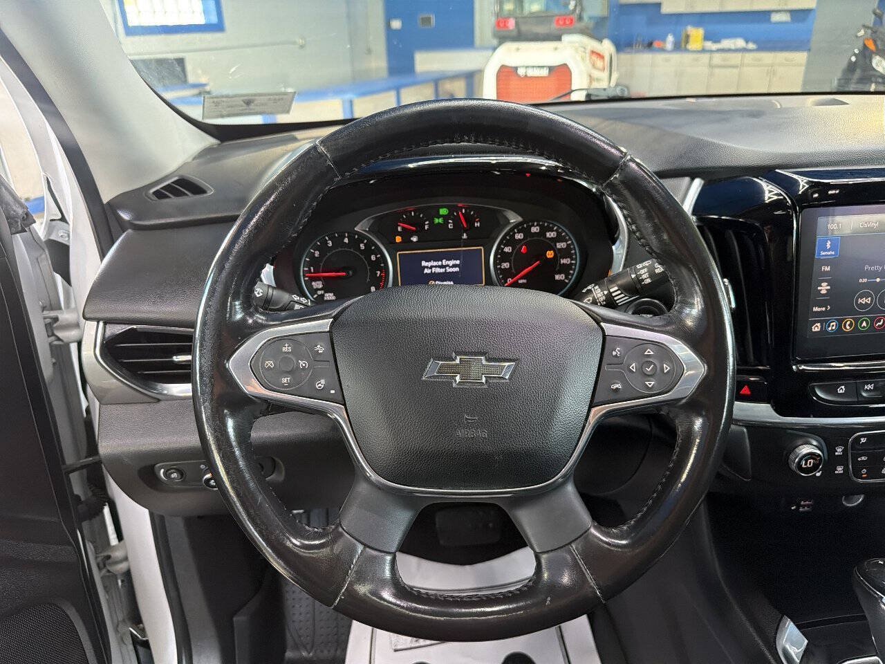 Used 2020 Chevrolet Traverse RS AWD/4WD image 28