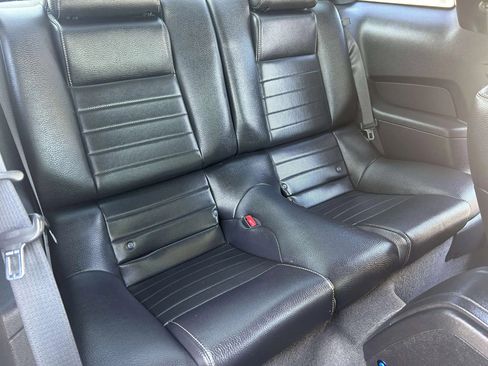 Used 2011 Ford Mustang Premium w/ 203A Rapid Spec Order Code image 23