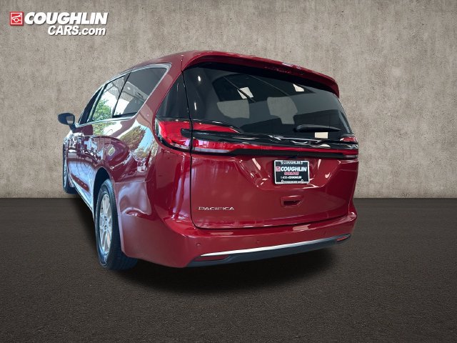New 2027 Chrysler Pacifica Select w/ Family Tech Group FWD image 5