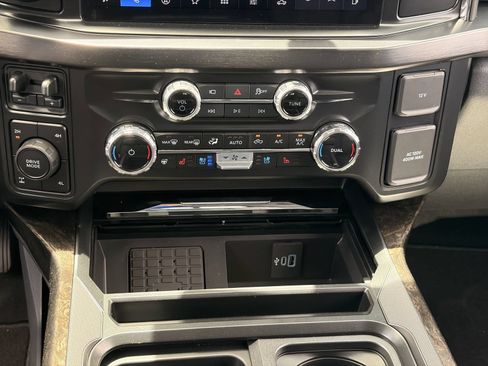 New 2026 Ford F250 Lariat w/ Lariat Ultimate Package AWD/4WD image 51