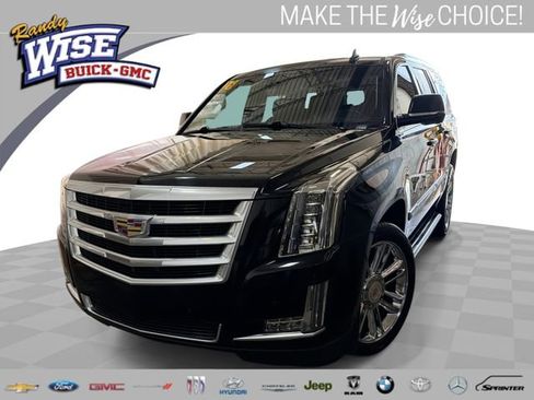 Used 2016 Cadillac Escalade Luxury AWD/4WD image 1