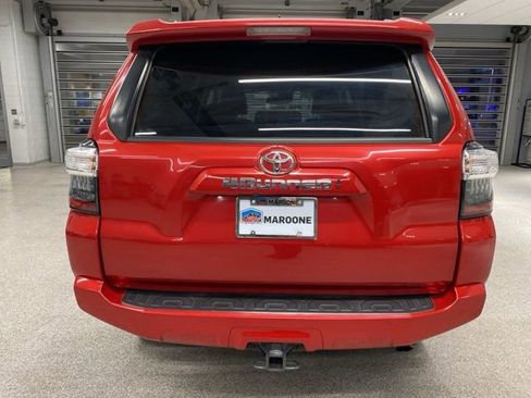 Used 2021 Toyota 4Runner SR5 Premium image 5