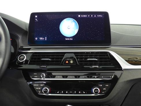 Certified 2023 BMW 530e 530e iPerformance w/ Convenience Package image 25