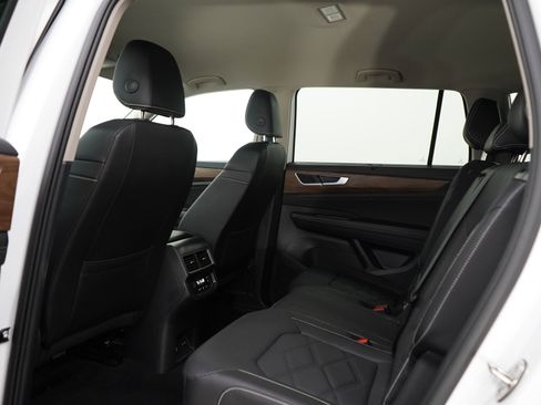 Used 2026 Volkswagen Atlas SE AWD/4WD image 19