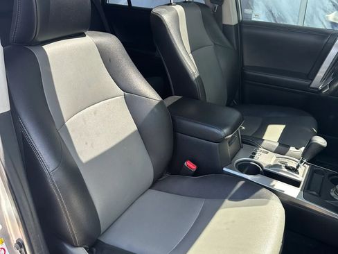 Used 2016 Toyota 4Runner SR5 Premium AWD/4WD image 12
