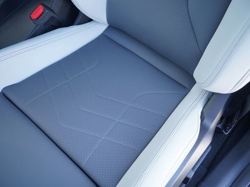 New 2026 BMW X2 xDrive28i w/ M Sport Package image 10