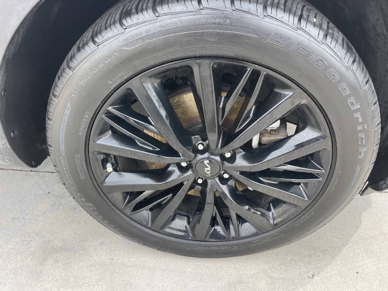 Used 2022 Kia Telluride SX w/ SX Prestige Package AWD/4WD image 4